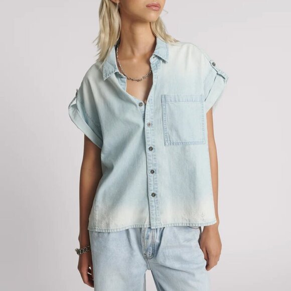 One Teaspoon Classic Denim Top Light Wash Short Sleeve Button Up Shirt - Picture 1 of 7